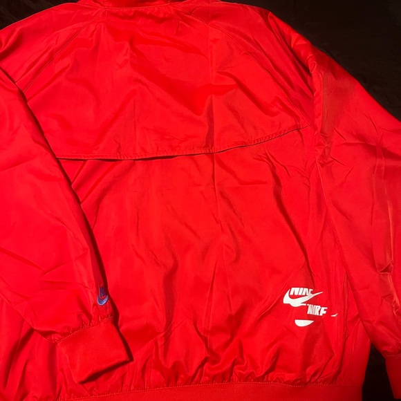 Nike jacket - Picture 4 of 10